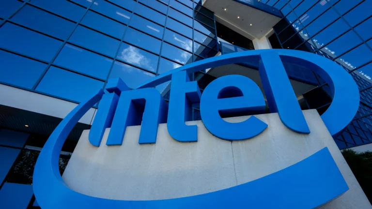 Intel shares tumble as supply chain snarls hamper turnaround